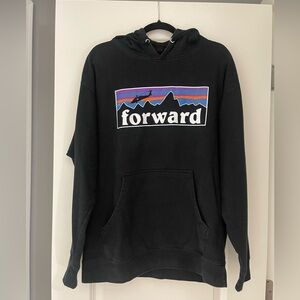 Forward Observation Group-Black Patagonia Type Hoodie- Size Large